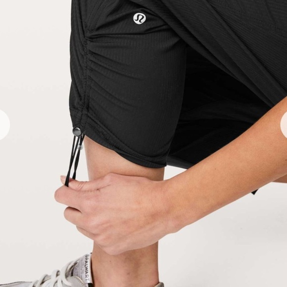 Lululemon Dance Studio Crop 25” Lightweight Performance Pant Black 4 - Picture 5 of 16